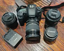Canon EOS 7D DSLR with 4 Lenses