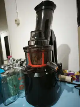 Slow Juicer Brawo life B-365