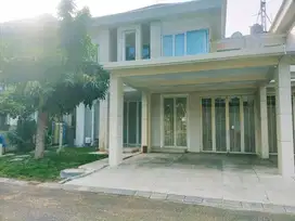 Rumah Santiago Rosa Semi furnish Grand Island Siap Huni Pakuwon City