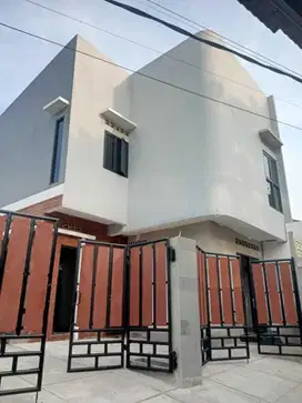 DI JUAL RUMAH SIAP HUNI JOMBANG RAWA LELE