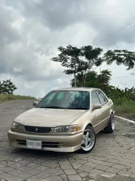 Toyota Corolla 2000 Bensin