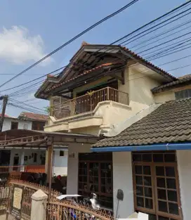 Dijual rumah 2 lantai perumahan cilame permai