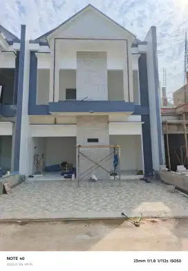Garasi 2mobil Rumah Baru 2lantai Dekat Mabes TNI Cash/ KPR Free Biaya2