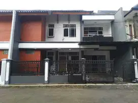SEWA Rumah Cocok Kantor di Srimahi Kembar Sayap BKR Buah Batu | LS325