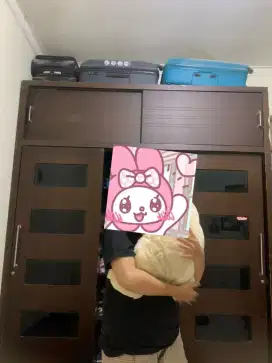 Dijual 1 set ,lemari,tempat tidur+ kaca rias