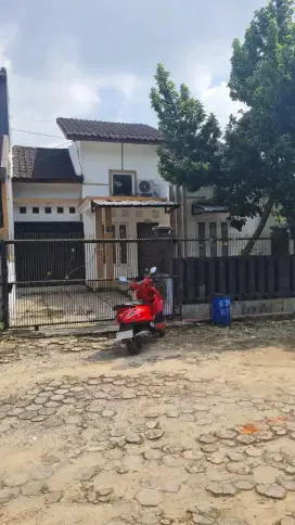 Dijual rumah di kampus hijau residence (NEGO) ,(081363437602)