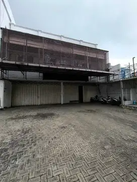 Ruko 2 Lantai Bagus di Embong Sawo Nol Jalan Ada Lahan Parkir