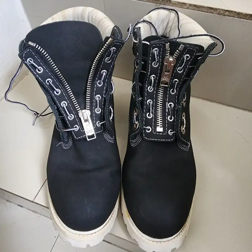 Timberland X Mastermind Japan X Isetan 6-eye Boot Size 43 Authentic