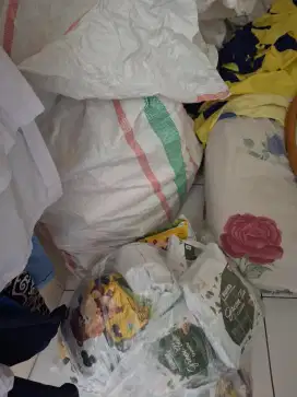 Tutup toko bahan kue