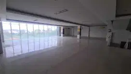 Dijual Gedung Showroom 4 Lantai Include Bengkel di Depok Jawa Barat