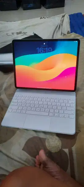 Magic keyboard apple original for ipad air 13 M2