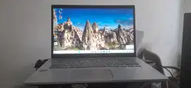 Dijual laptop Asus RAM 12GB, procesor Ryzen 3 3200U