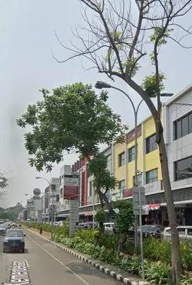 Disewakan ruko Tangcity  siyap pakai hadap jalan raya, tangerang