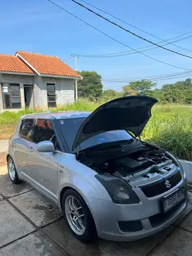 Suzuki swift ST 2008