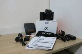 Sony ZV-E10 Kit 16-50mm Fullset + Bonus 3 Filter K&F (NEGO)