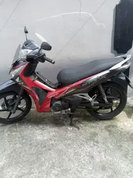 Honda. Supra x 125.   th. 2012