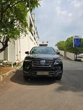 FORTUNER 2.8 VRZ GR SPORT 4x2 AT 2023