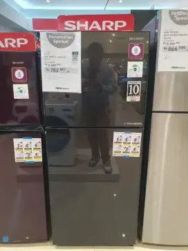 Kulkas sharp 2 pintu