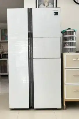 Kulkas mewah side by side samsung x apartemen