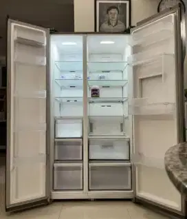 Kulkas mewah side by side samsung x apartemen