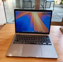 Macbook Air 13” M1 256GB A2337 CC 332 Grey Muluss