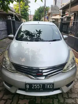 Bu Cepat Nissan grand livina AT 2016 siap pakai