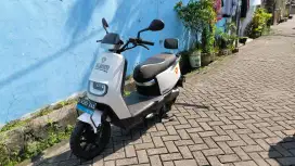 YADEA E8SPRO  MOTOR LISTRIK 2023 SECOND LIKE NEW