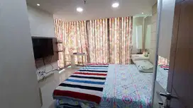 Apartemen 3BR dengan Balkon – Springhill Terrace, Oakwood Tpwer