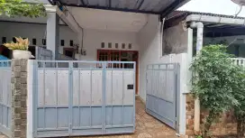 KONTRAKAN PER 6 BULANAN 7.500.000 BU UMI