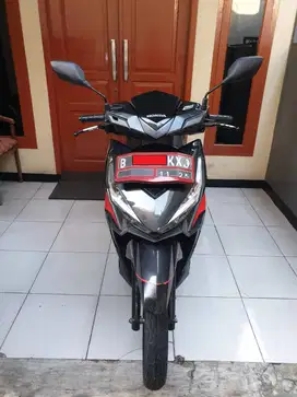 VARIO 125 LED Tahun 2015