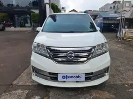 DP 5% Nissan Serena 2.0 Highway Star Autech Panaromic Bensin-AT 2014