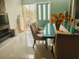 Di Jual Rumah Mewah di komplek Elit Bubat Bjsoang d Te