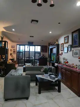 Rumah dalam Komplek Camar Bintaro Jaya sektor 3
