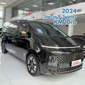 Hyundai Staria 2.2 Signature 2024 9-Seater Black Diesel 9 Seater Hitam