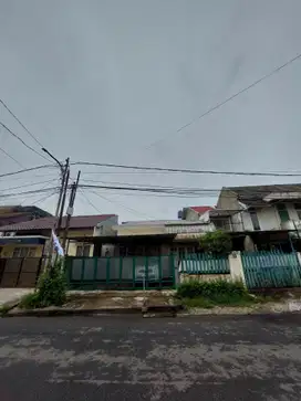 RUMAH BINTARO SEKTOR 2 PINGGIR JALAN