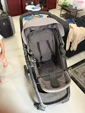 Stroller bayi bekas
