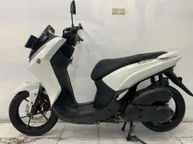 Yamaha Lexi 2018 f