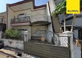 Disewakan Rumah 2 lantai di Klampis Semolo Tengah Surabaya