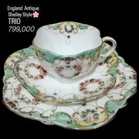 Cangkir England Antik