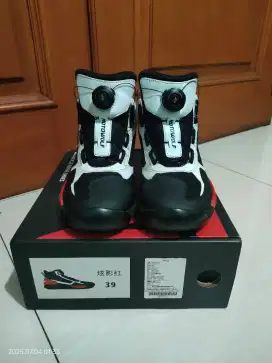 Sepatu Touring Motowolf MDL0203