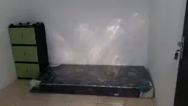 Kosan Murah Ac 1.1 jt non Ac 750 rb Bangunan Masih Baru  di Utan kayu