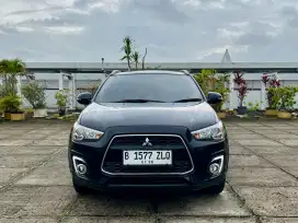 Mitsubishi outlender px 2.0 AT  tahun 2017. Hitam. Perfect cond