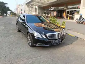 Mercy E300 Elegance Rare 2010 like new Low Km