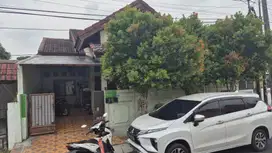 Rumah dalam Komplek Larangan indah Ciledug, Tangerang