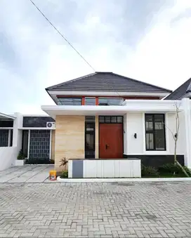Dijual Rumah Idaman Lingkungan Perumahan dekat Jalan Raya Tajem
