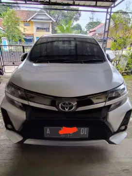 Avanza Veloz 1.5 AT Low KM