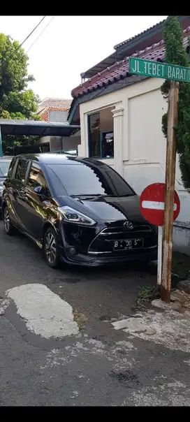 Toyota Sienta 2016 Bensin