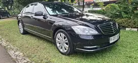 Mercedez Benz S 350 L th.2010 hitam Istimewa