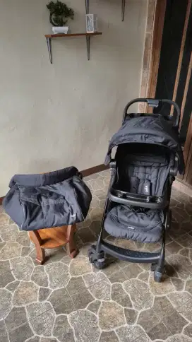 PRELOVED STROLLER JOIE MUZE LX