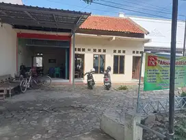 DIJUAL CEPAT Warung Makan Lengkap Beserta Isinya, Pusat Kota Brebes!